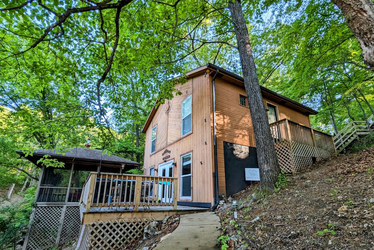 Summer Days at Cabin at the Ozarks